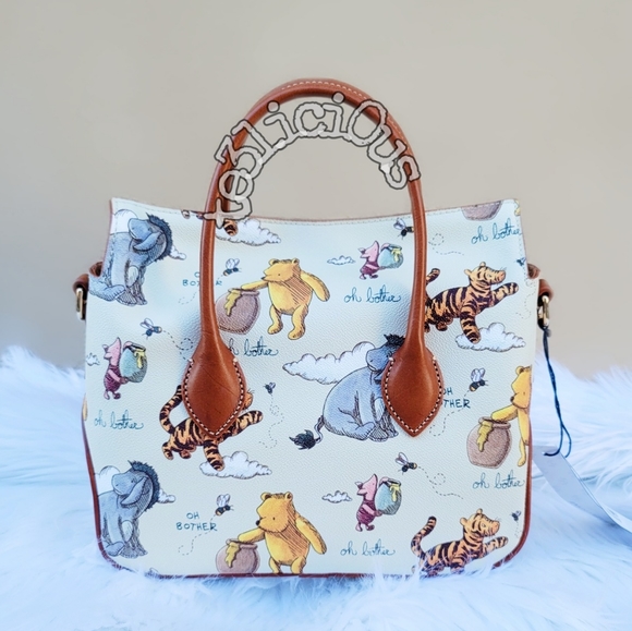DISNEY DOONEY & BOURKE WINNIE THE POOH SATCHEL - Picture 3 of 10